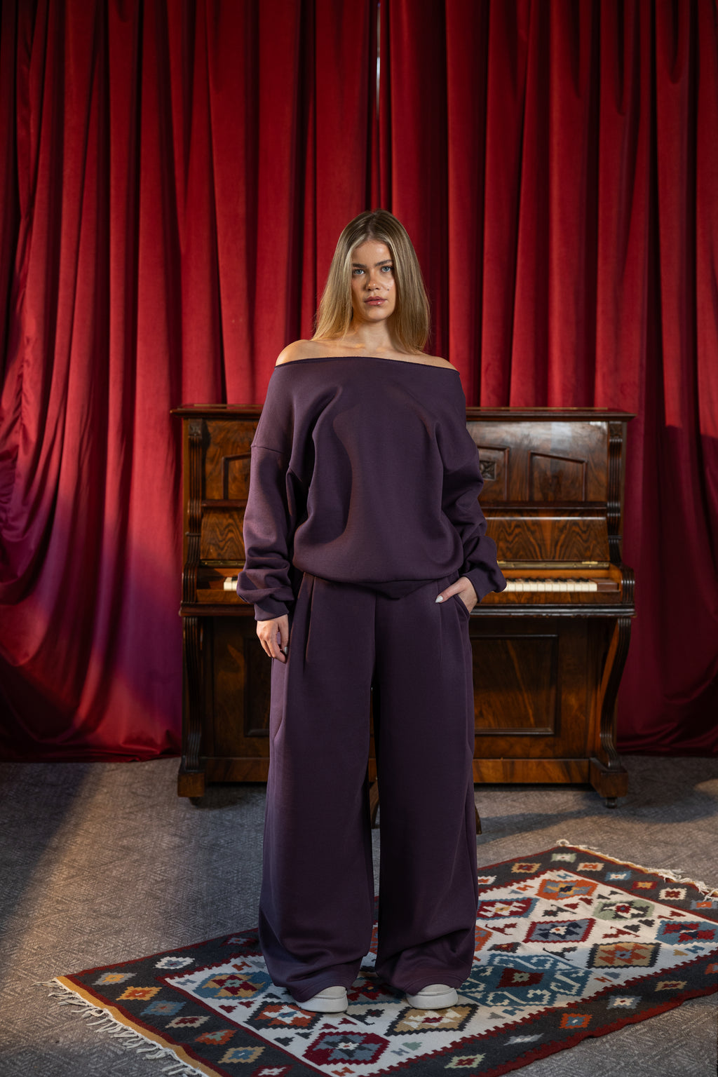 OFF-SHOULDER + SCOODIE SCARF DARK PLUM