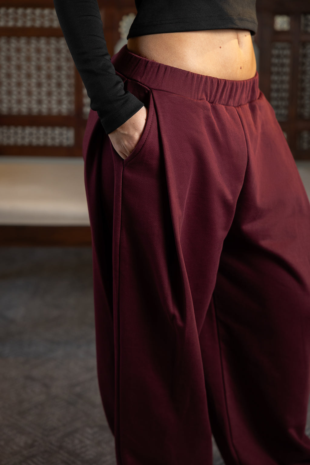 DEEP PLEAT PANT - BURGUNDY